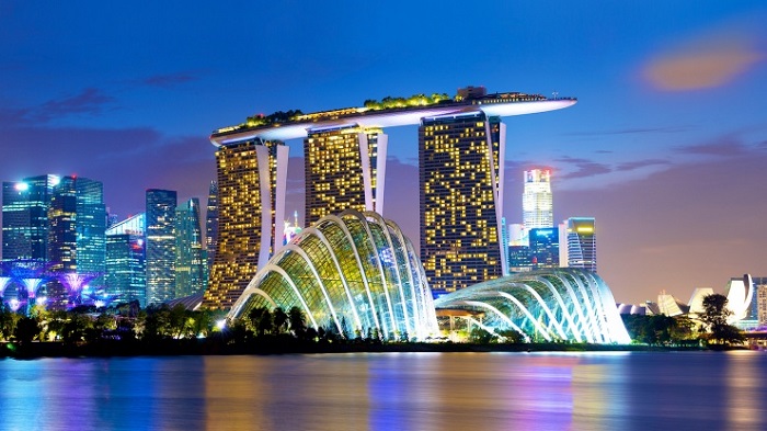 ngắm cảnh vịnh Marina Bay về đêm